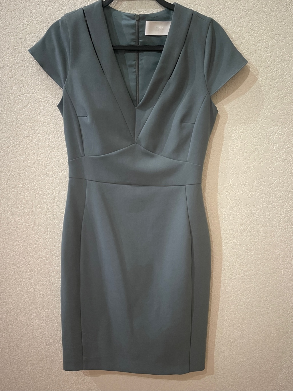 Boss Dilira Short Sleeve Stretch Crepe Dress Size: 4